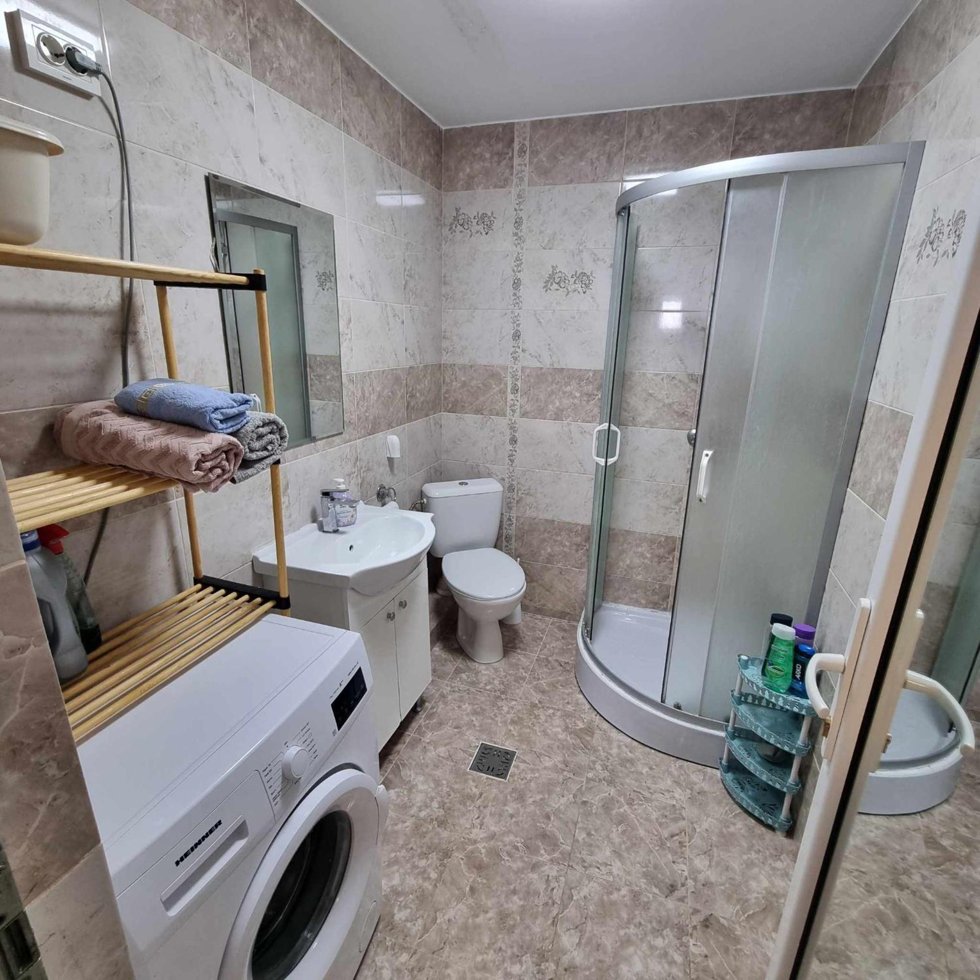 Apartament Cu 2 Dormitoare - Madalina Corabia Dış mekan fotoğraf